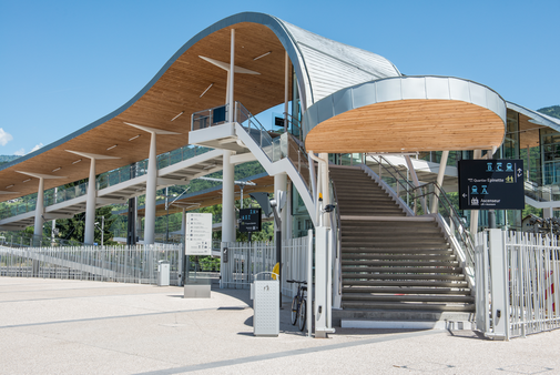 PASSERELLE DE LA GARE DE CLUSES