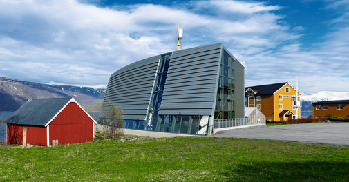 Shelter for Arctic Sailing Ship Aarvak""